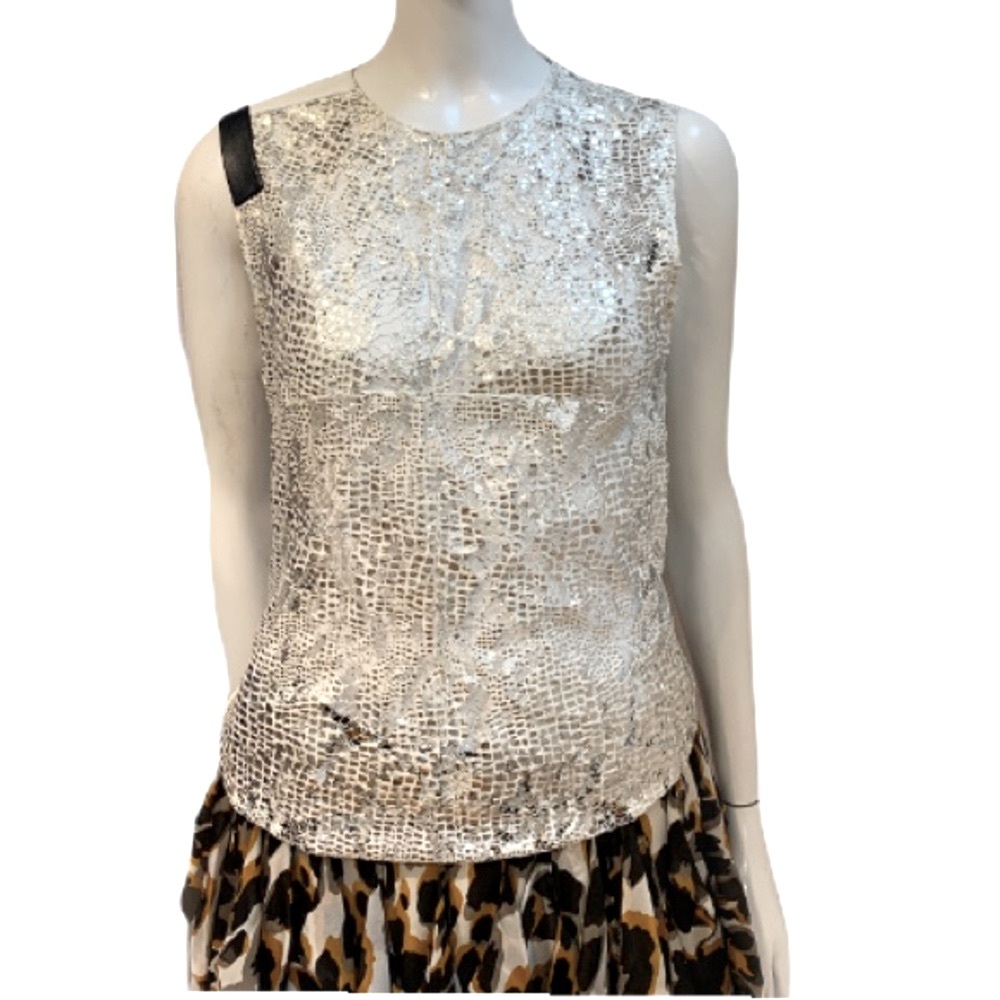 PREEN  top